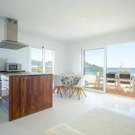 Apartment V032 - Miramar *